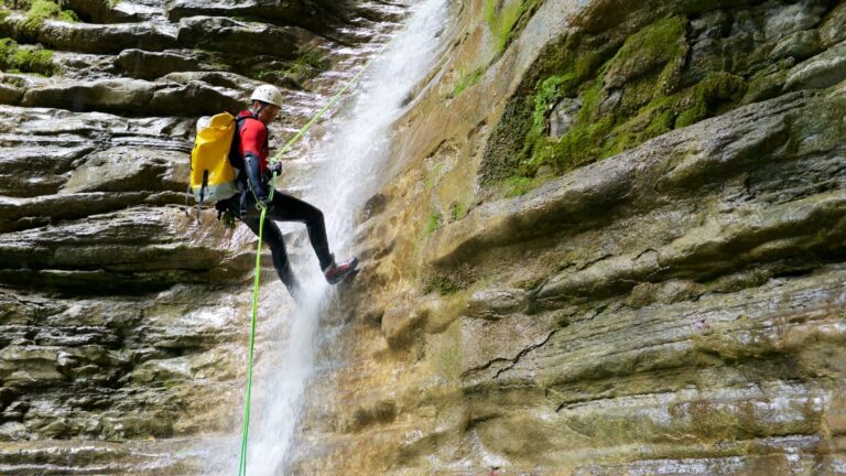 Person rappeling along a waterfall in Puerto Vallarta