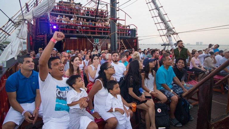 Families in the audience of Jolly Rodgers ship in Cancun