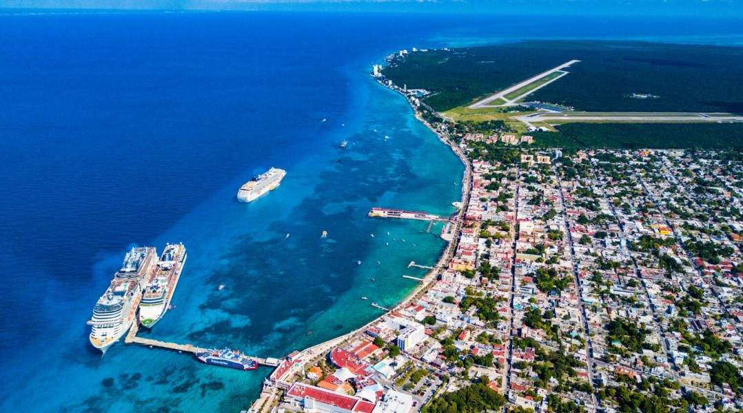 Aerial vie of Cozumel with cruise ships