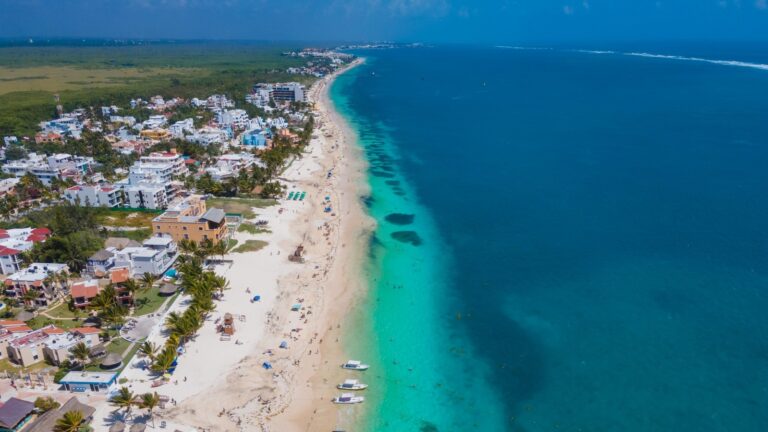 Puerto Morelos beach