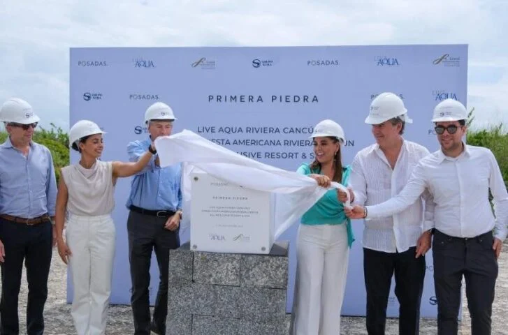 Authorities laying first stone of hotels in Cancun