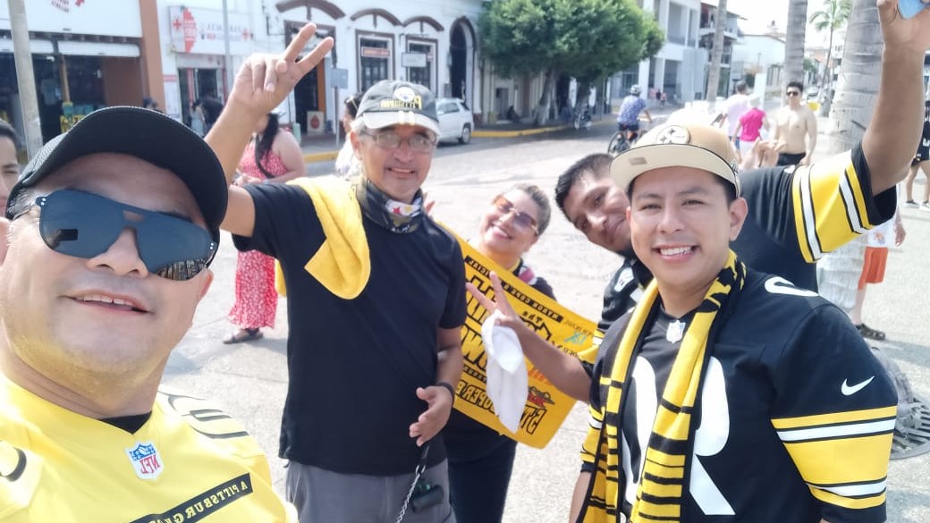 Steelers fans at El MAlecon Puerto Vallarta