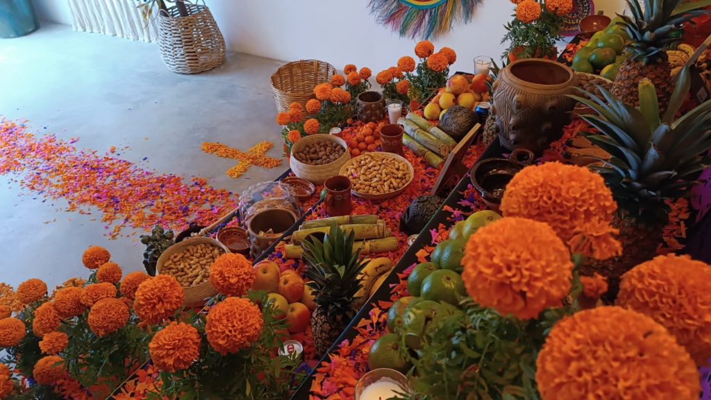 Day of the Dead altars