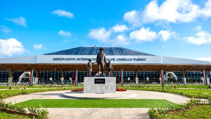 Tulum Airport, entrance