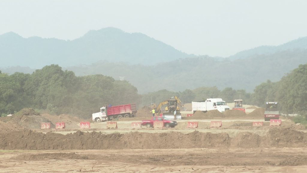 Machinery working in clearance zone