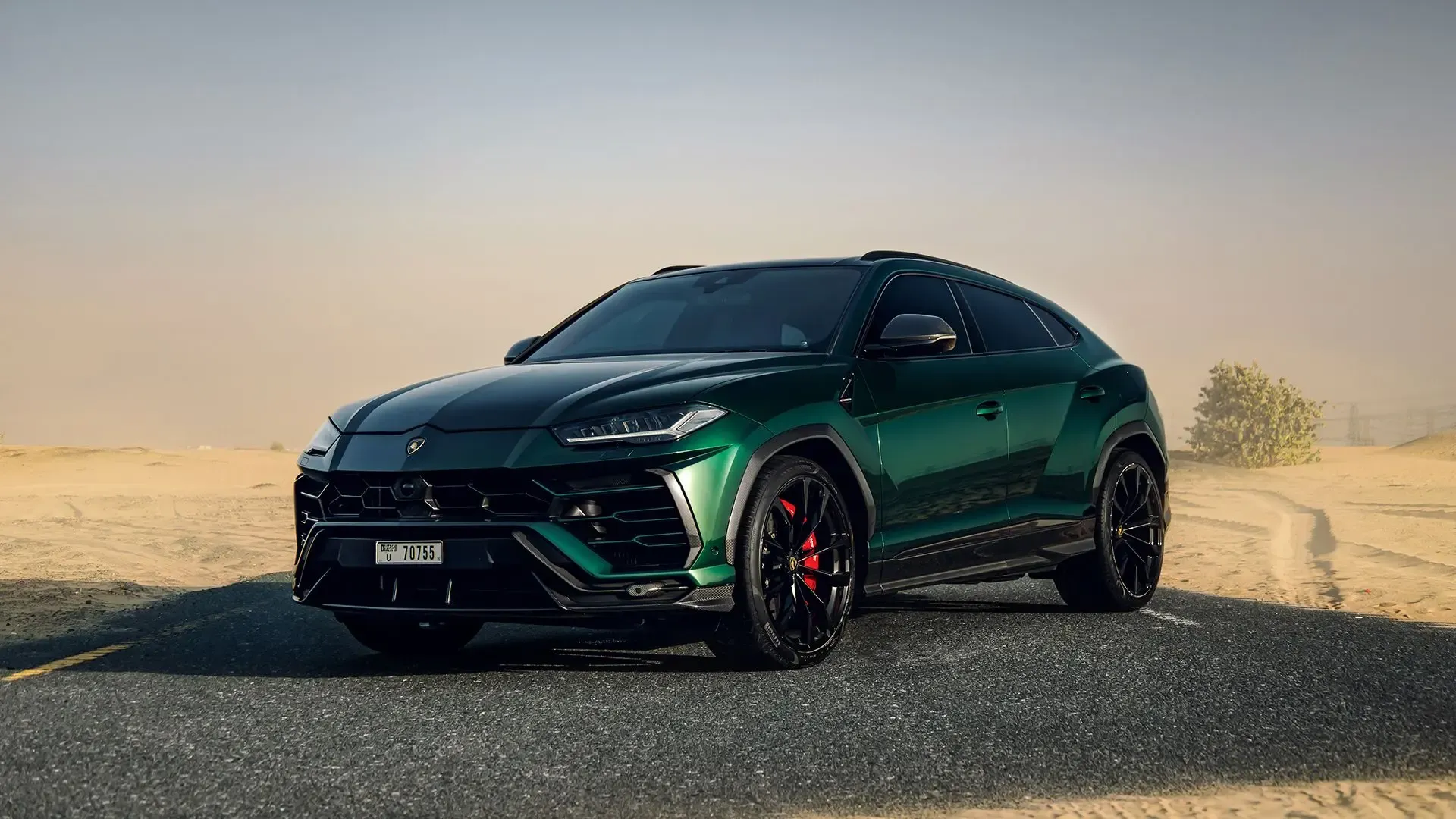 0_lambo_urus_7e99c2f6b1.webp