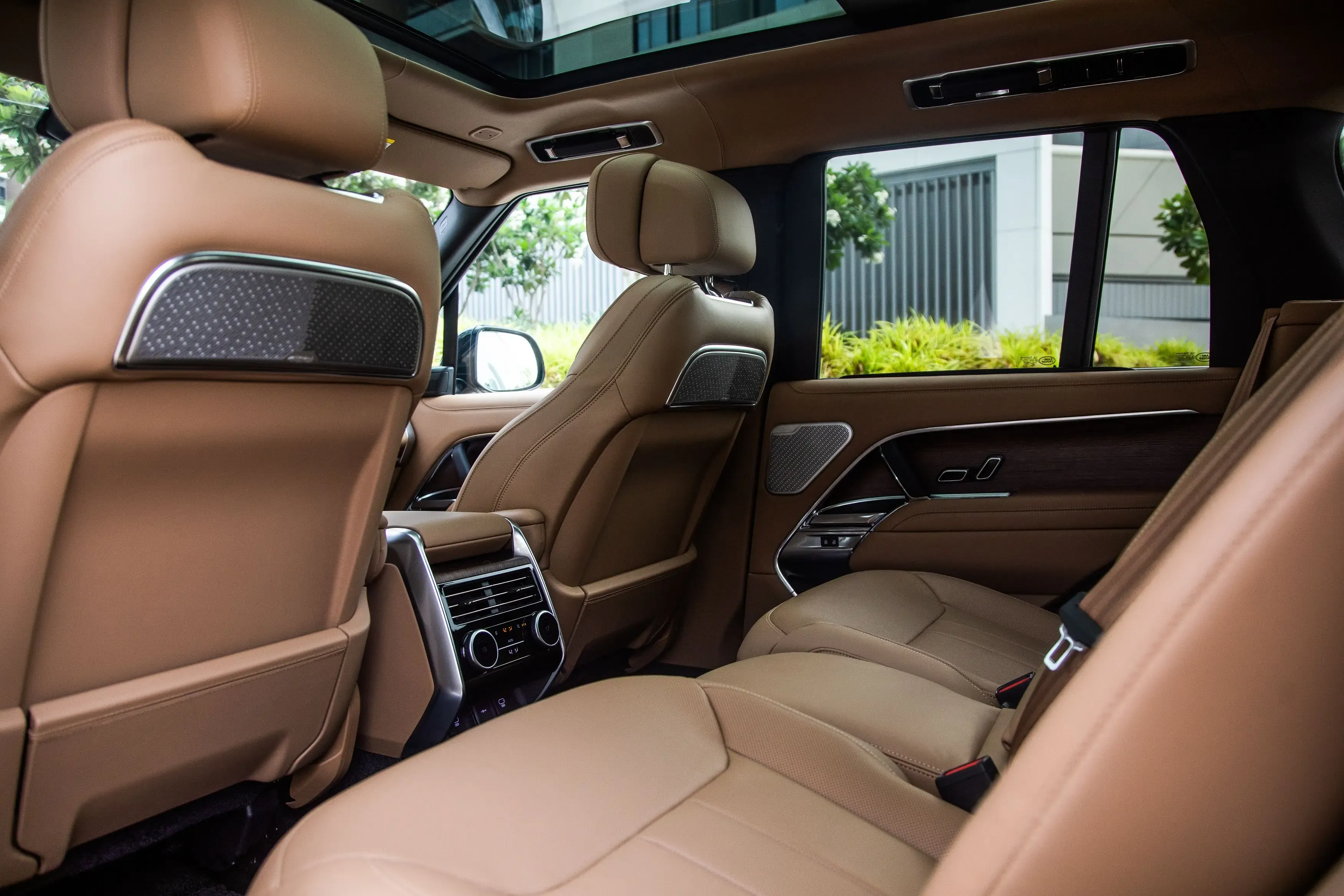 6_Range_Rover_Vogue_autobiography_A79_A2272_bcbcd27fcf.webp