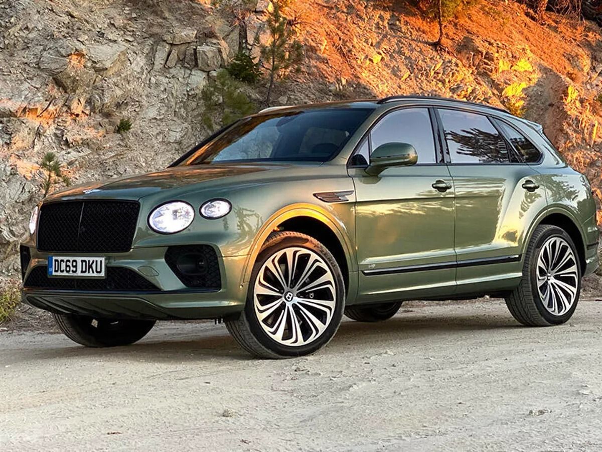 bentley bentayga new.jpeg