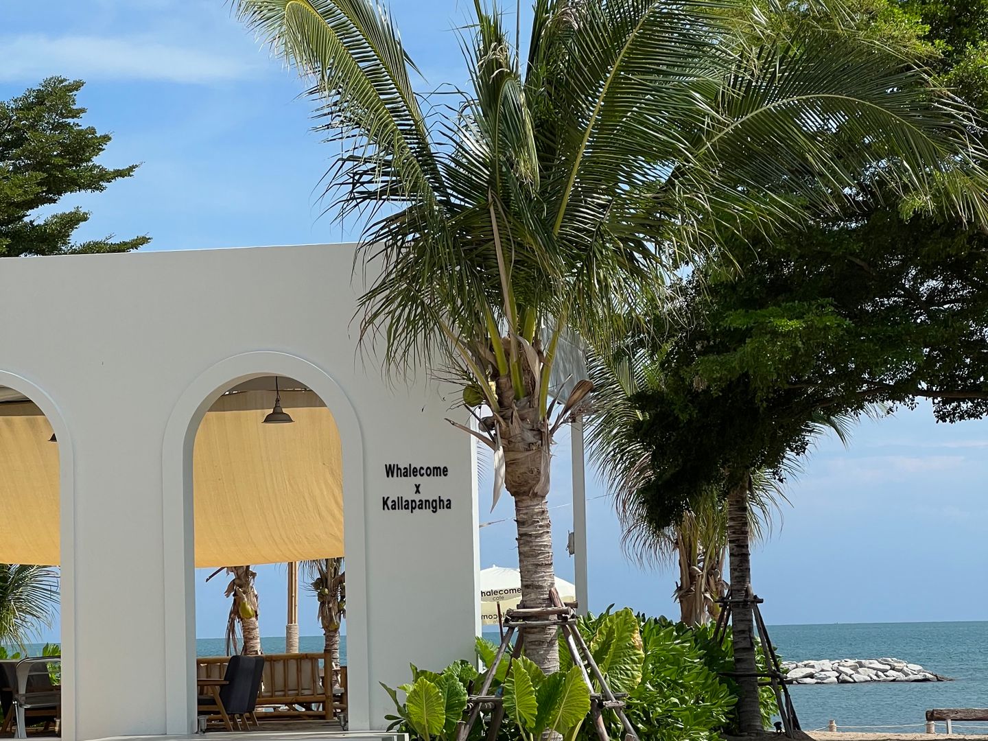 Cafe X Kallapangha Resort Khlongwan ดูข้อมูลที่เที่ยวบน