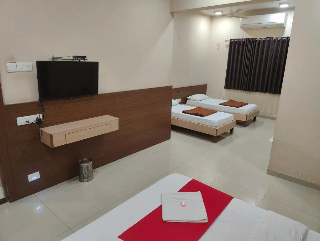 Deluxe AC Four Bed 