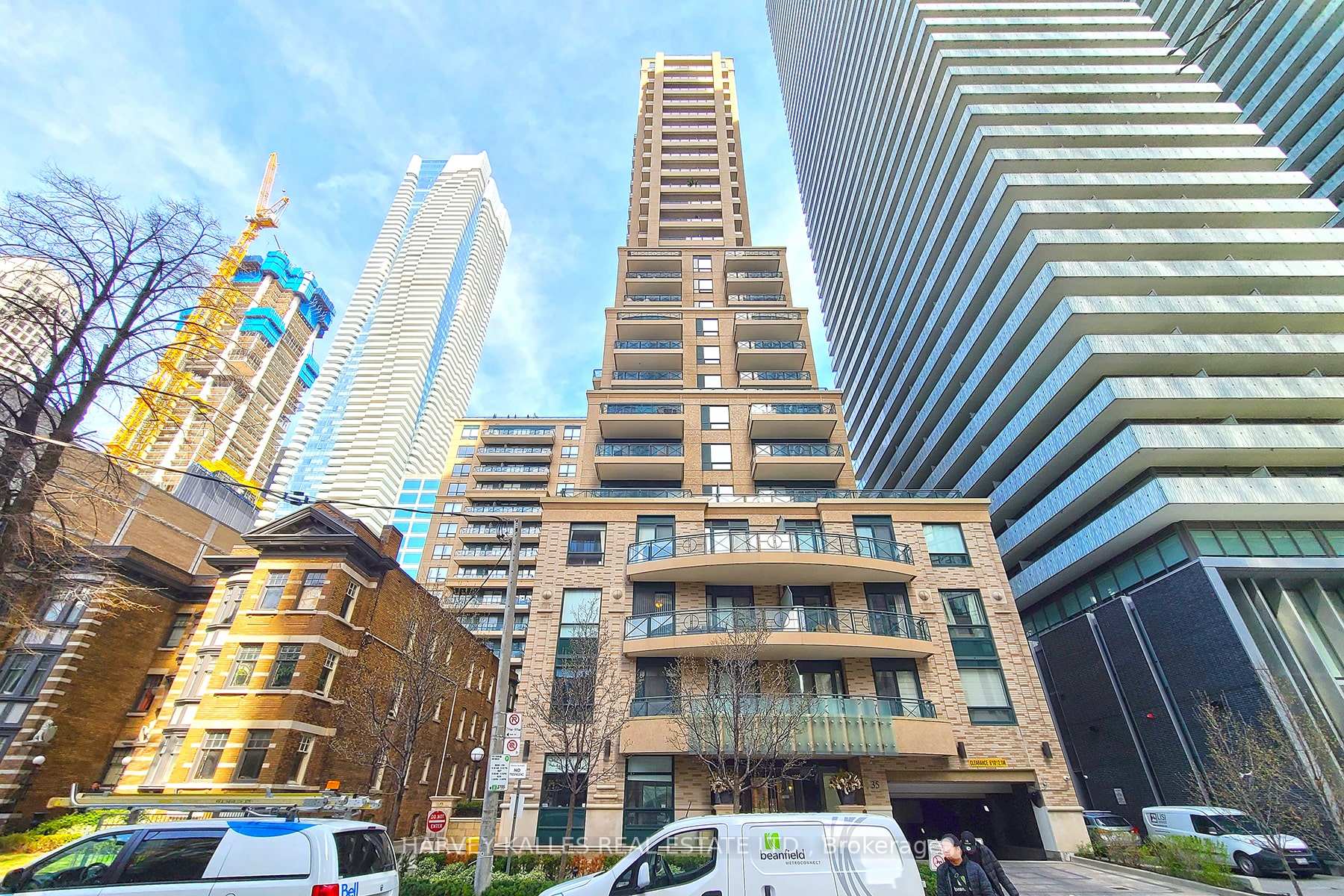 #515 - 35 Hayden St, Toronto, ON M4Y3C3 | 1 Bedroom 1 Bathroom Condo Apt | Image 2