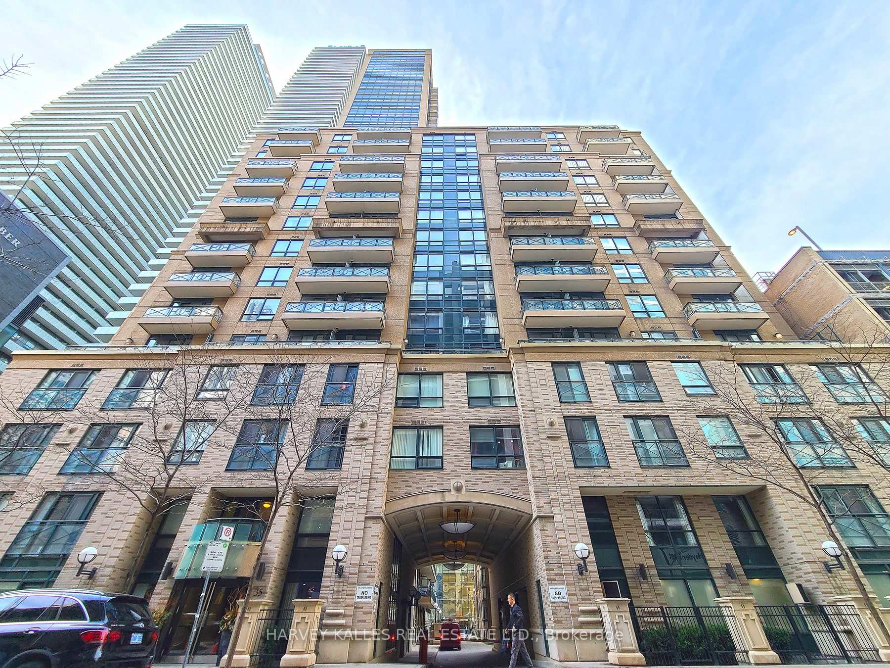 #515 - 35 Hayden St, Toronto, ON M4Y3C3 | 1 Bedroom 1 Bathroom Condo Apt | Image 3