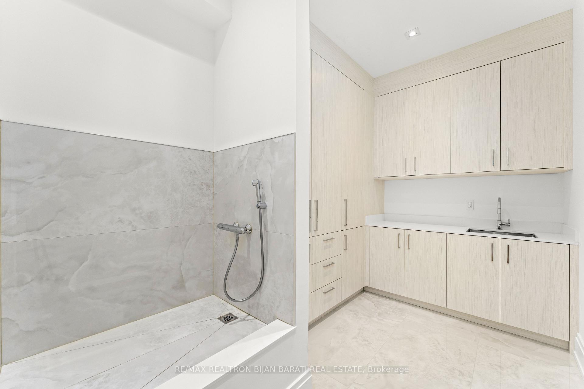 17 Waring Crt, Toronto, ON M2N4G6 | 4 Bedroom 6 Bathroom Detached House | Image 37