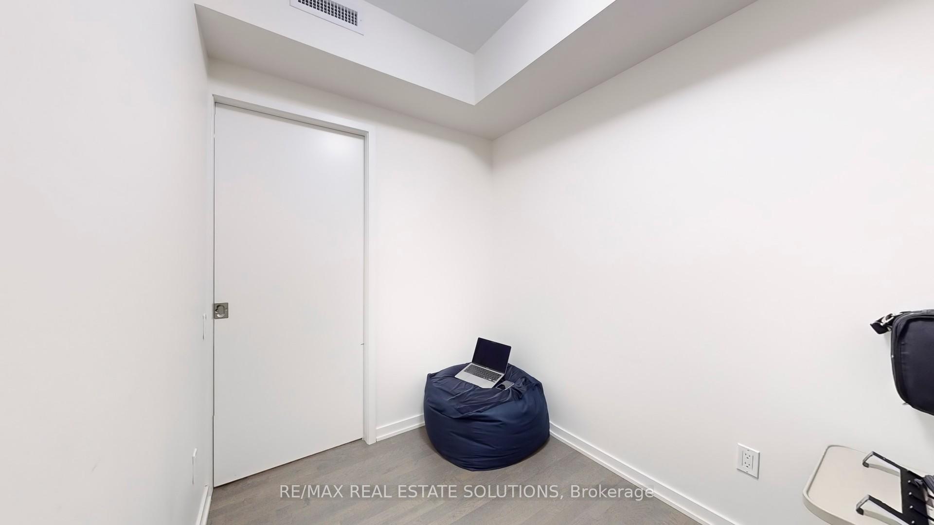 #601 - 60 Colborne St, Toronto, ON M5E0B7 | 1 Bedroom 1 Bathroom Condo Apt | Image 17