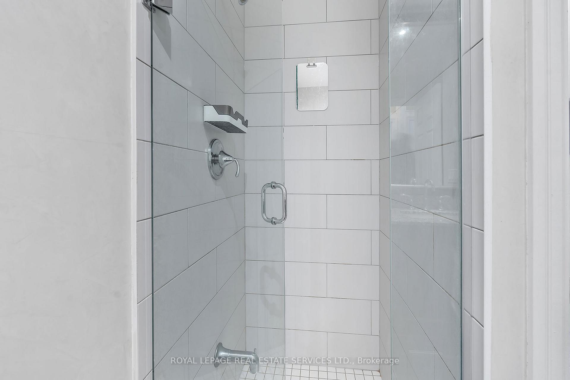 #2101 - 35 Balmuto St, Toronto, ON M4Y0A3 | 2 Bedroom 2 Bathroom Condo Apt | Image 25