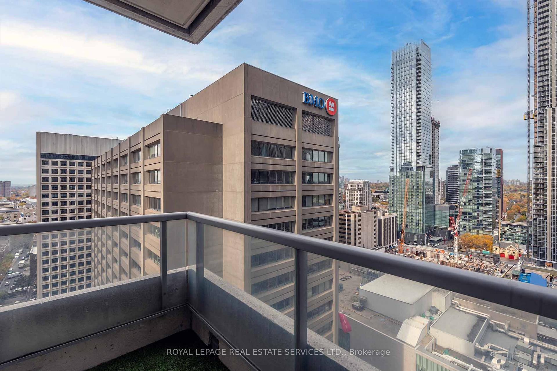 #2101 - 35 Balmuto St, Toronto, ON M4Y0A3 | 2 Bedroom 2 Bathroom Condo Apt | Image 29