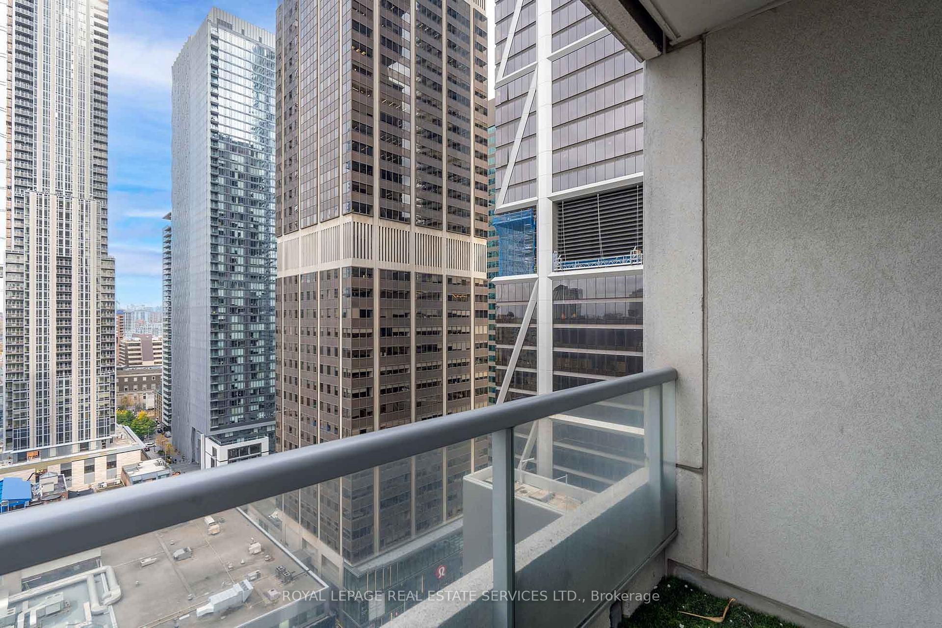 #2101 - 35 Balmuto St, Toronto, ON M4Y0A3 | 2 Bedroom 2 Bathroom Condo Apt | Image 30