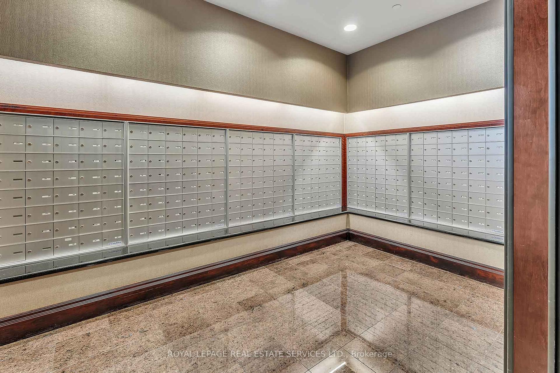 #2101 - 35 Balmuto St, Toronto, ON M4Y0A3 | 2 Bedroom 2 Bathroom Condo Apt | Image 37