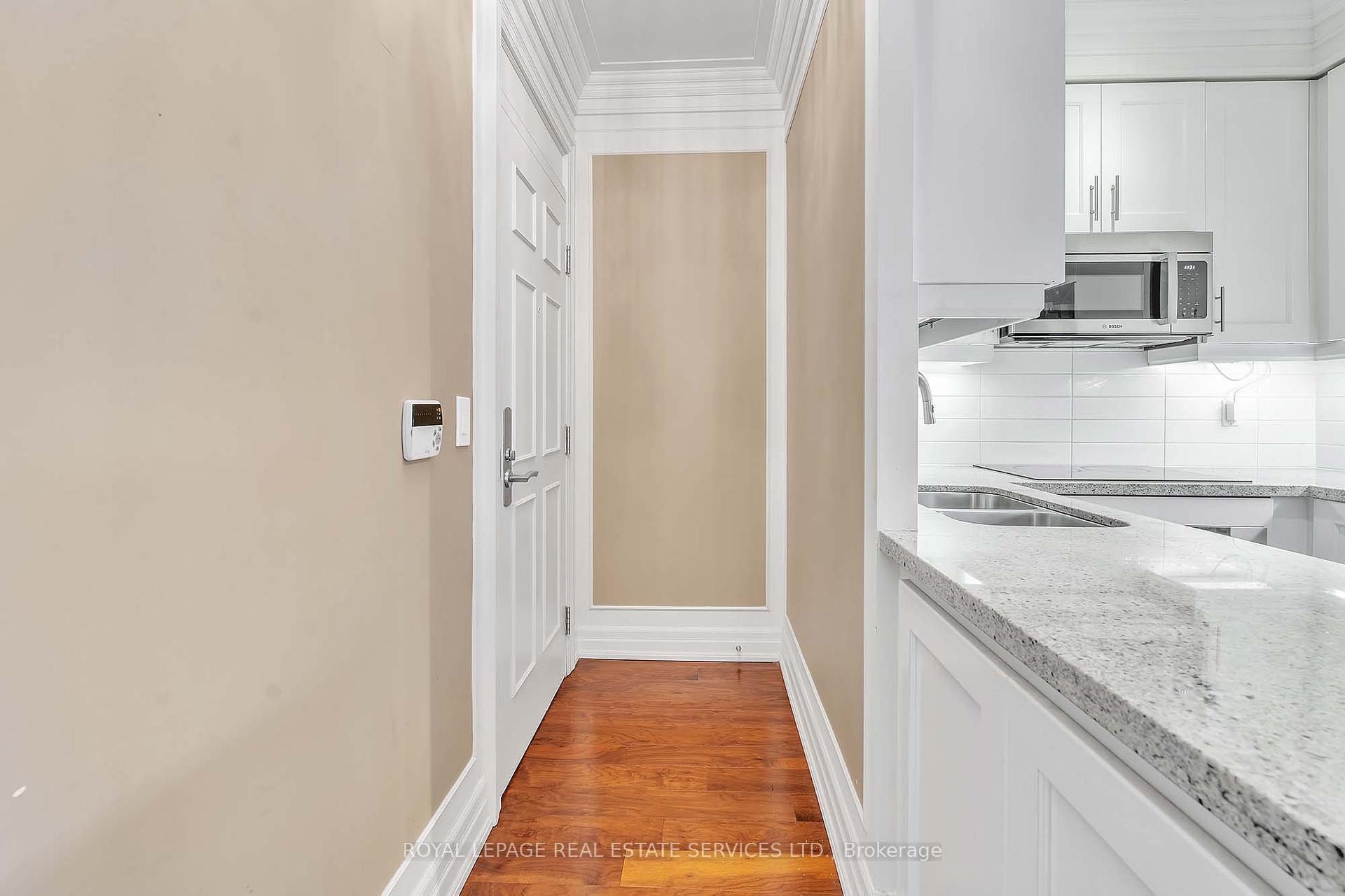 #2101 - 35 Balmuto St, Toronto, ON M4Y0A3 | 2 Bedroom 2 Bathroom Condo Apt | Image 6