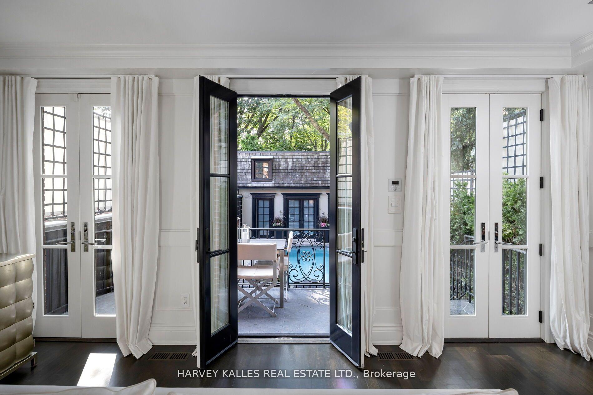 112 Hazelton Ave, Toronto, ON M5R2E5 | 3 Bedroom 5 Bathroom Detached House | Image 14