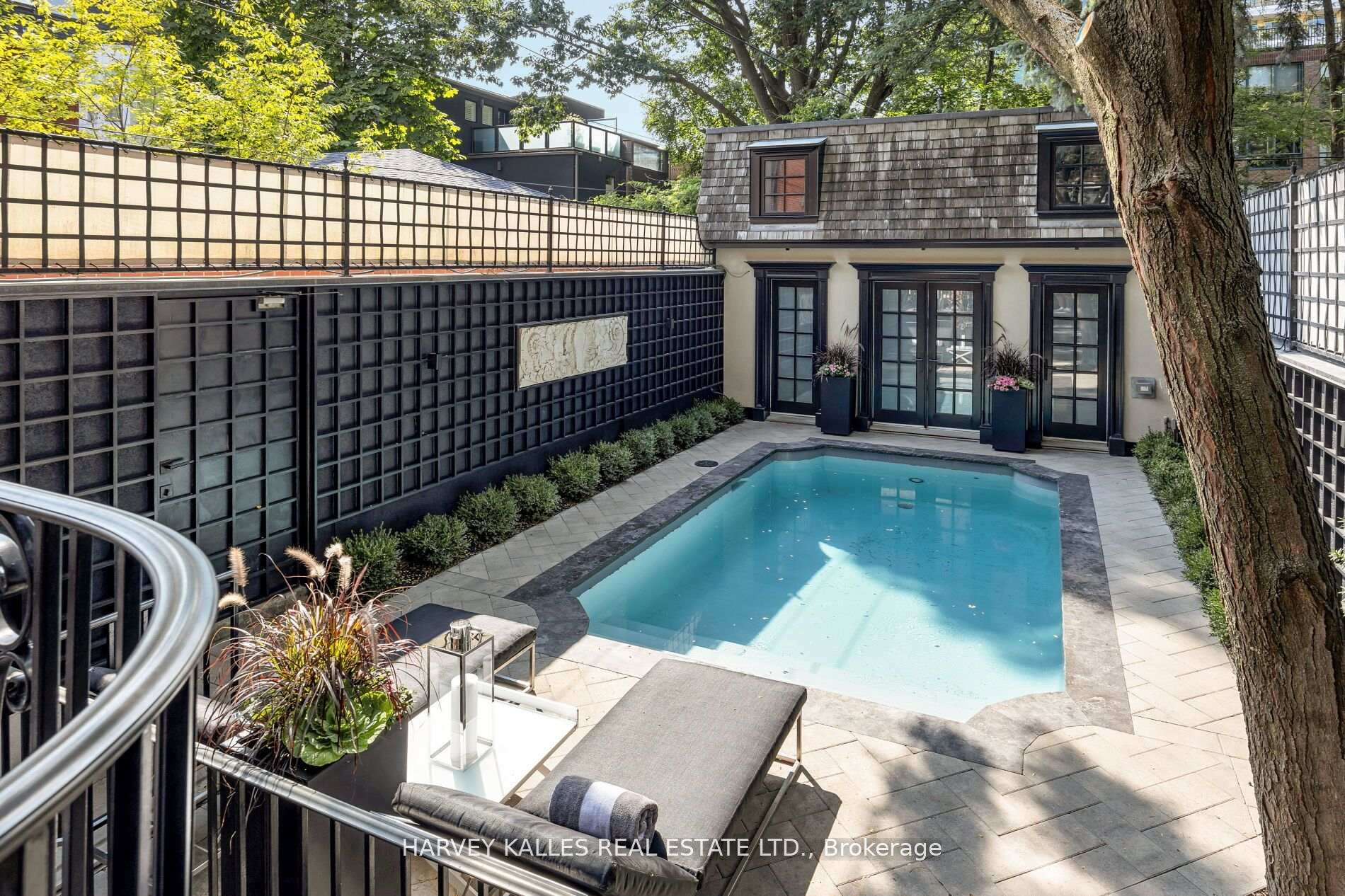 112 Hazelton Ave, Toronto, ON M5R2E5 | 3 Bedroom 5 Bathroom Detached House | Image 15