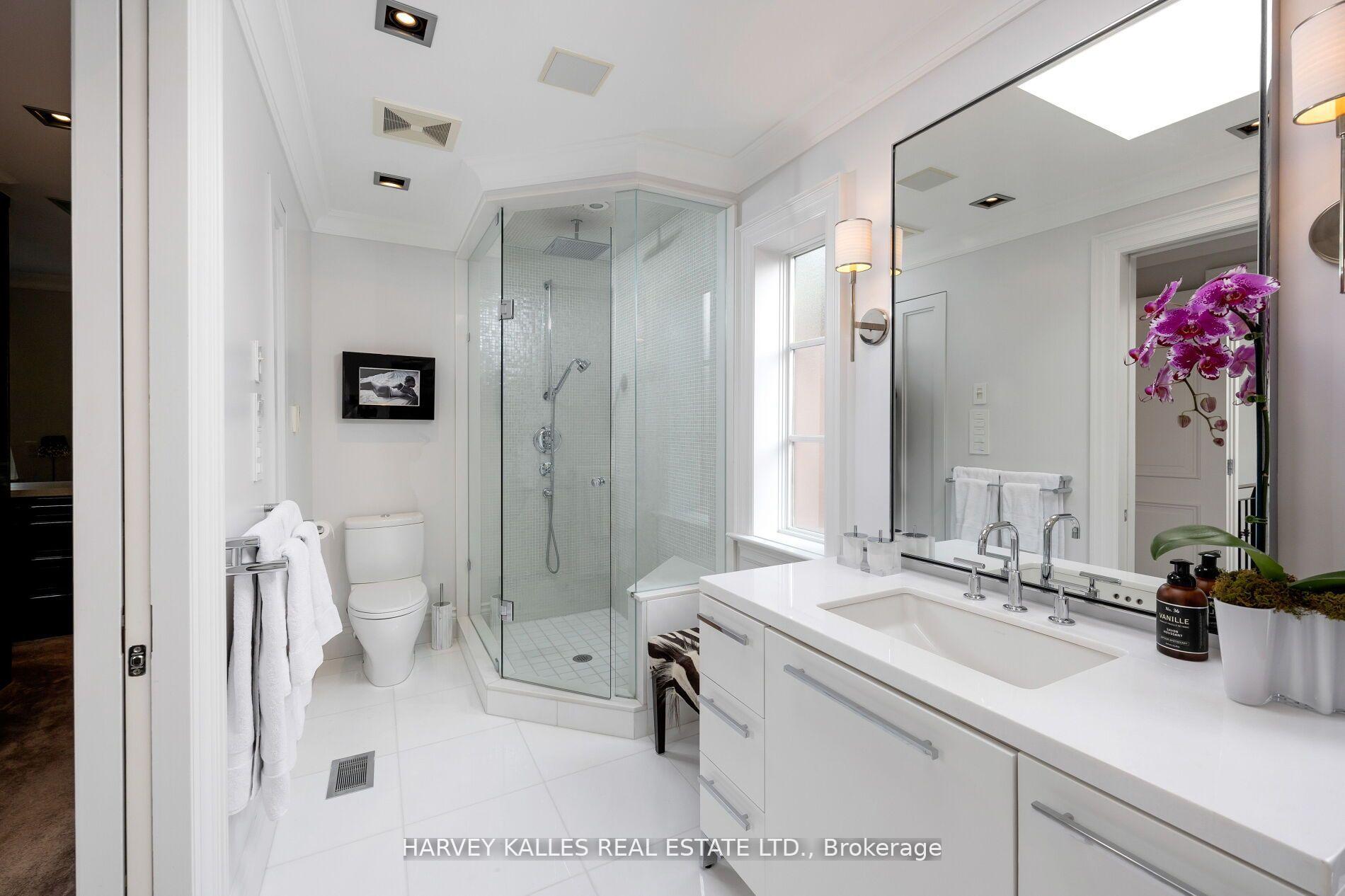 112 Hazelton Ave, Toronto, ON M5R2E5 | 3 Bedroom 5 Bathroom Detached House | Image 31