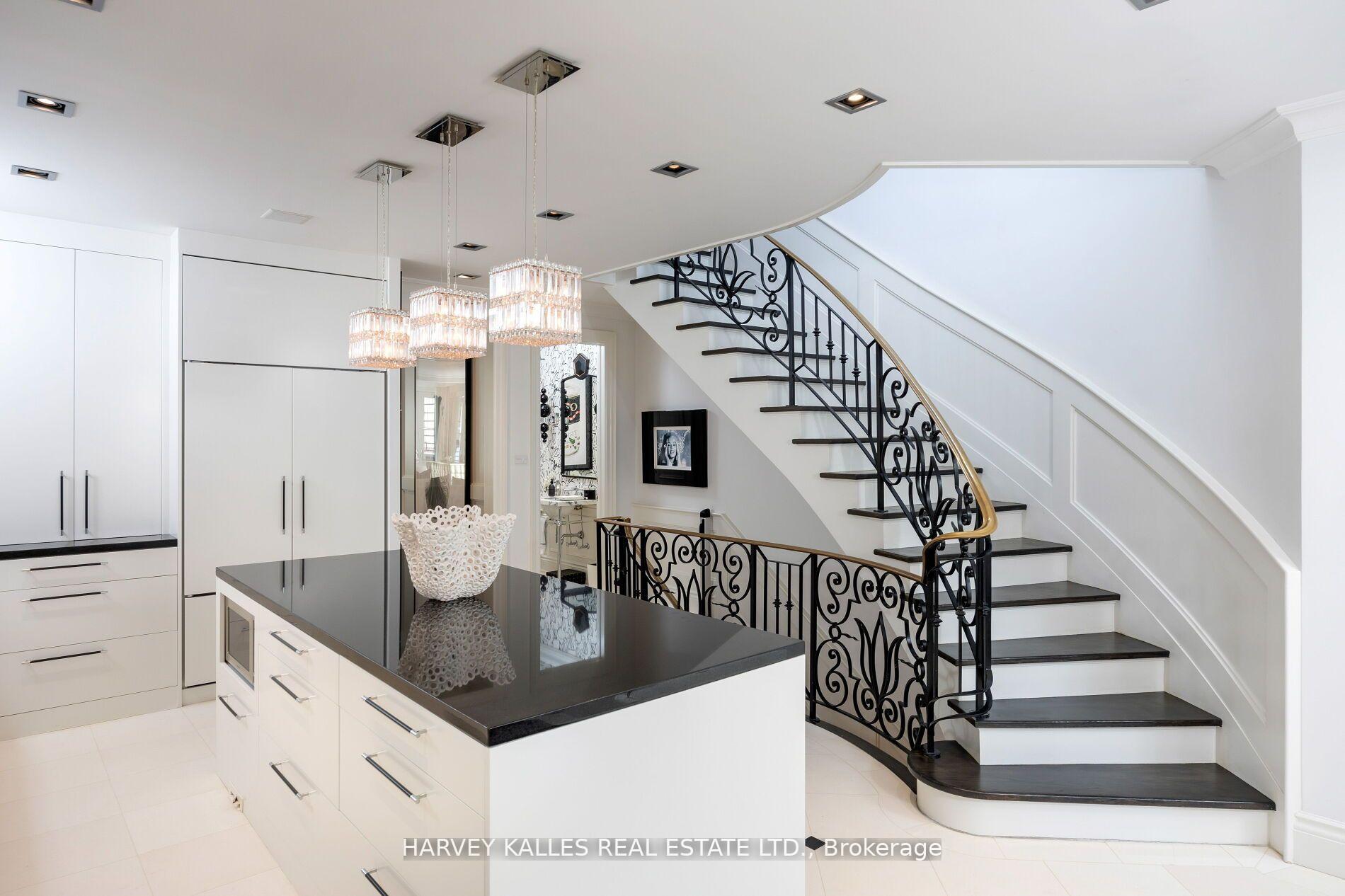 112 Hazelton Ave, Toronto, ON M5R2E5 | 3 Bedroom 5 Bathroom Detached House | Image 7