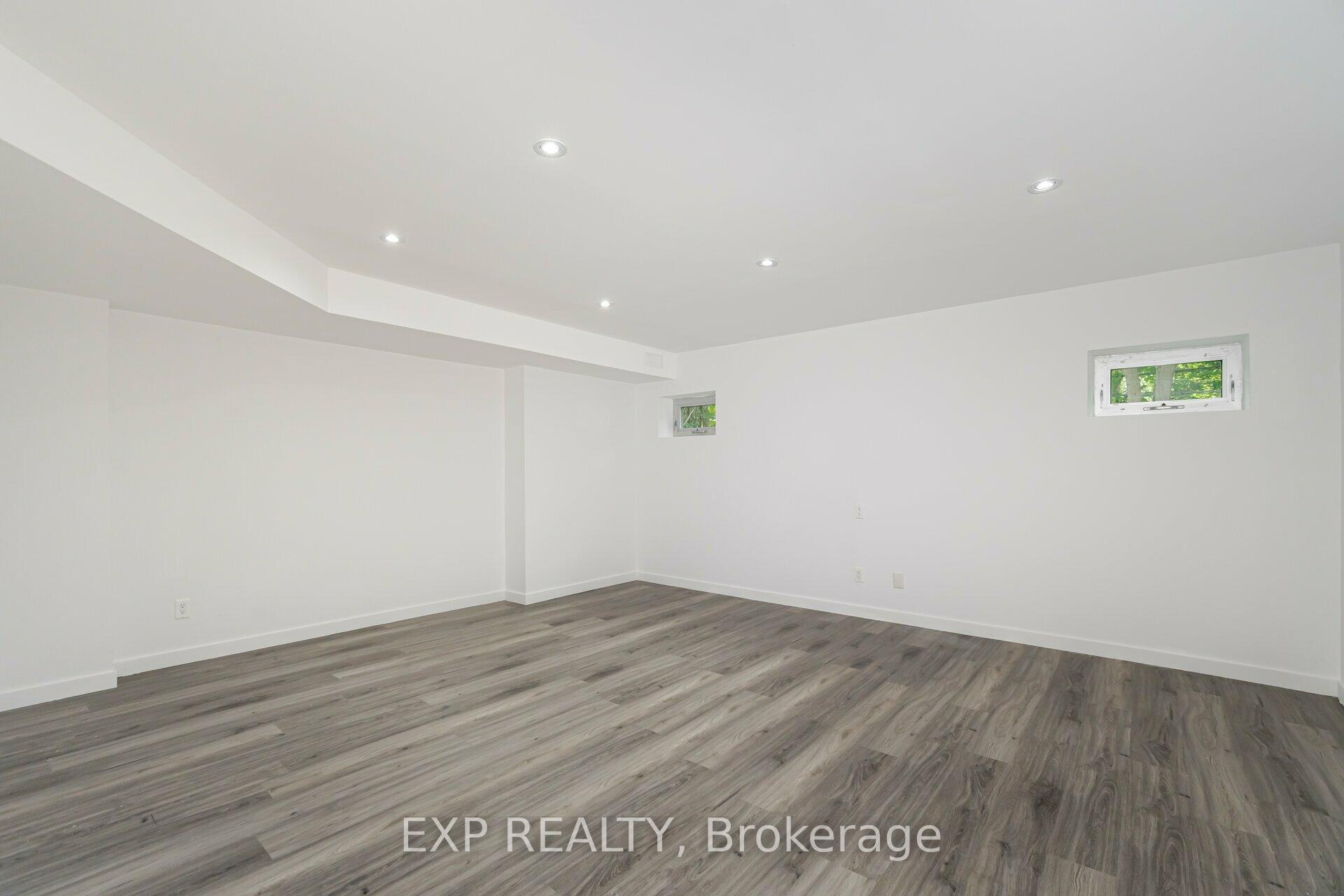561 Arlington Ave, Toronto, ON M6C3A6 | 3 Bedroom 4 Bathroom Detached House | Image 26