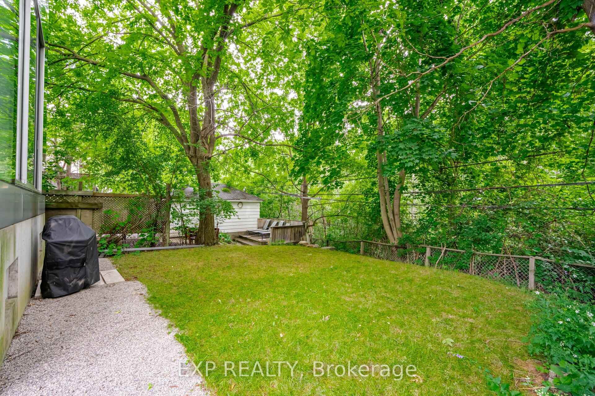 561 Arlington Ave, Toronto, ON M6C3A6 | 3 Bedroom 4 Bathroom Detached House | Image 29