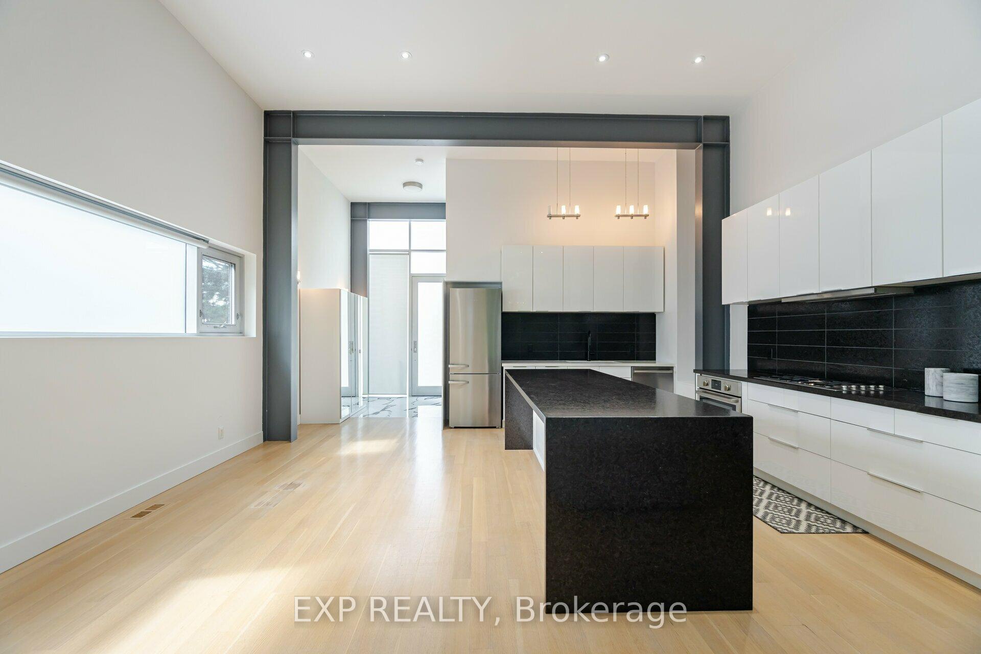 561 Arlington Ave, Toronto, ON M6C3A6 | 3 Bedroom 4 Bathroom Detached House | Image 7