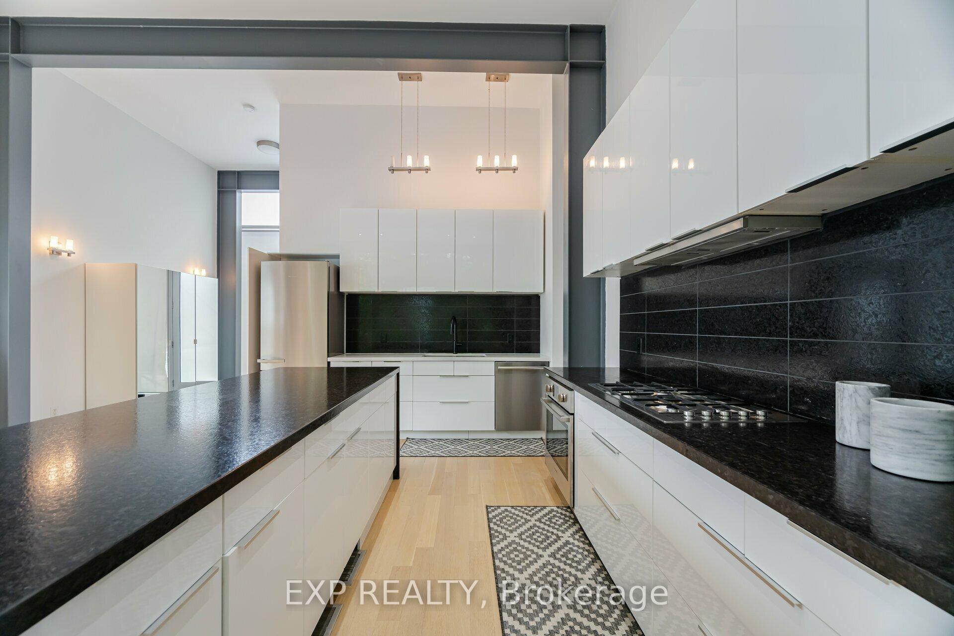 561 Arlington Ave, Toronto, ON M6C3A6 | 3 Bedroom 4 Bathroom Detached House | Image 8