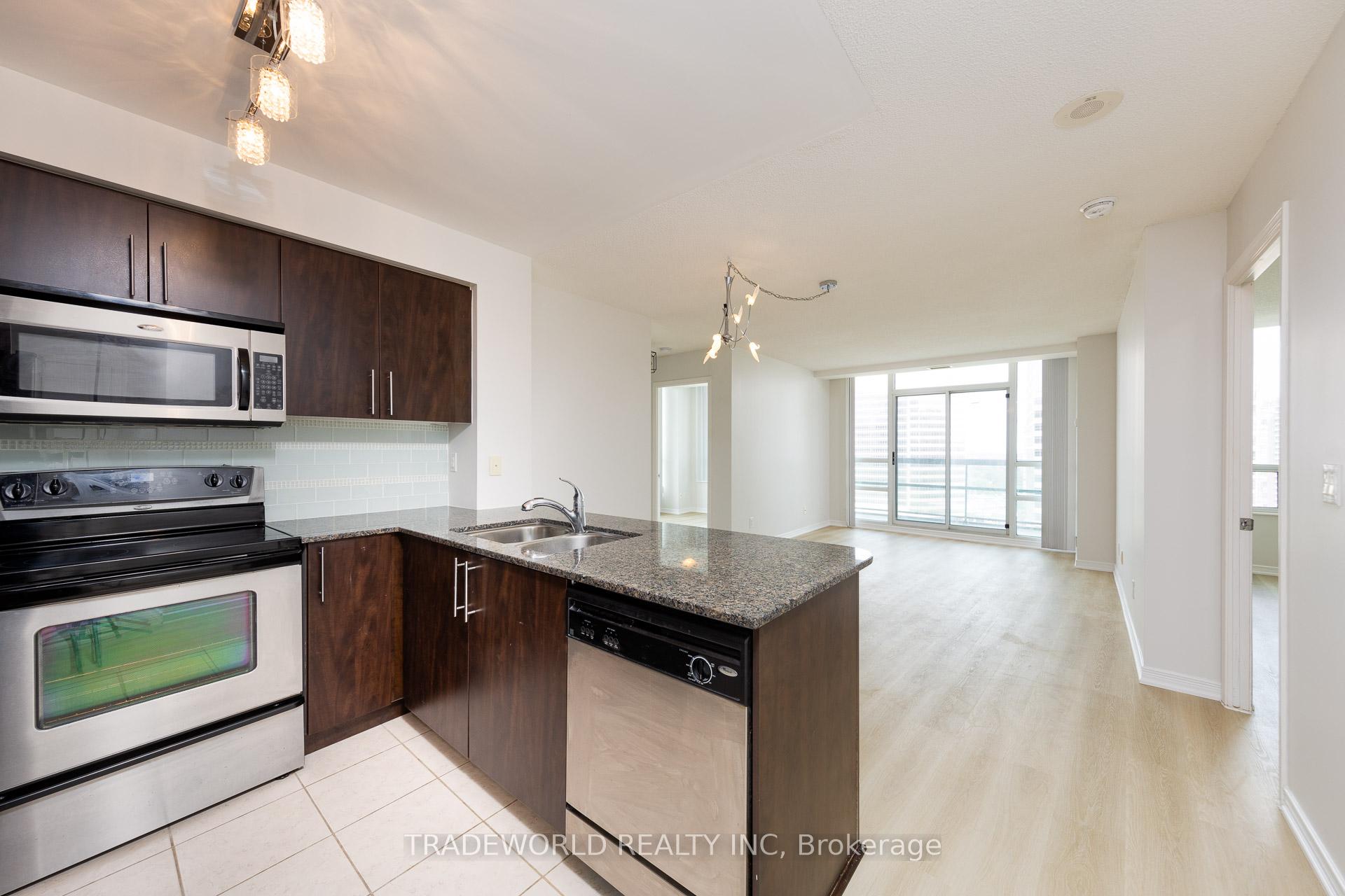 #2108 - 509 Beecroft Rd, Toronto, ON M2N0A3 | 2 Bedroom 2 Bathroom Condo Apt | Image 6