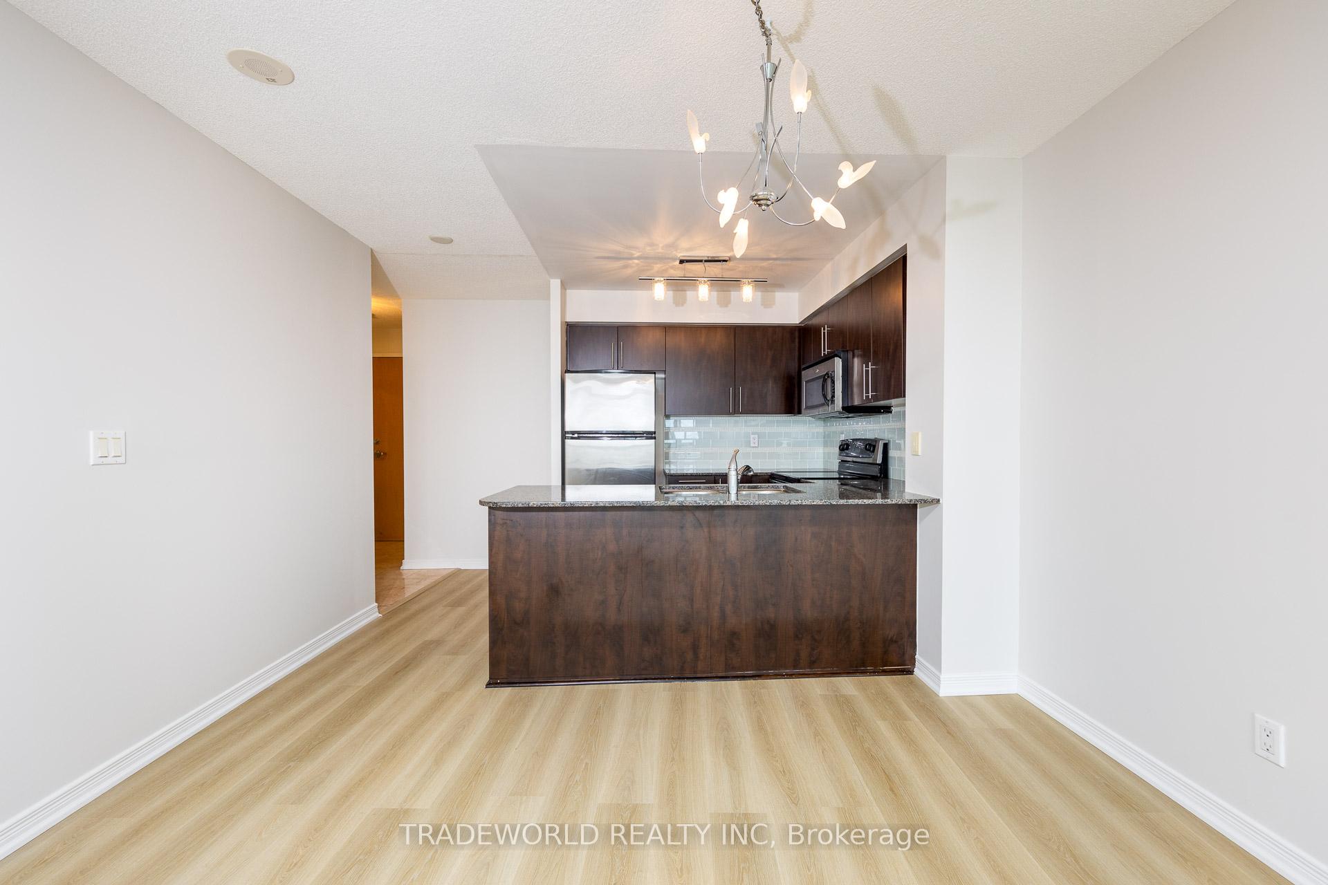 #2108 - 509 Beecroft Rd, Toronto, ON M2N0A3 | 2 Bedroom 2 Bathroom Condo Apt | Image 7