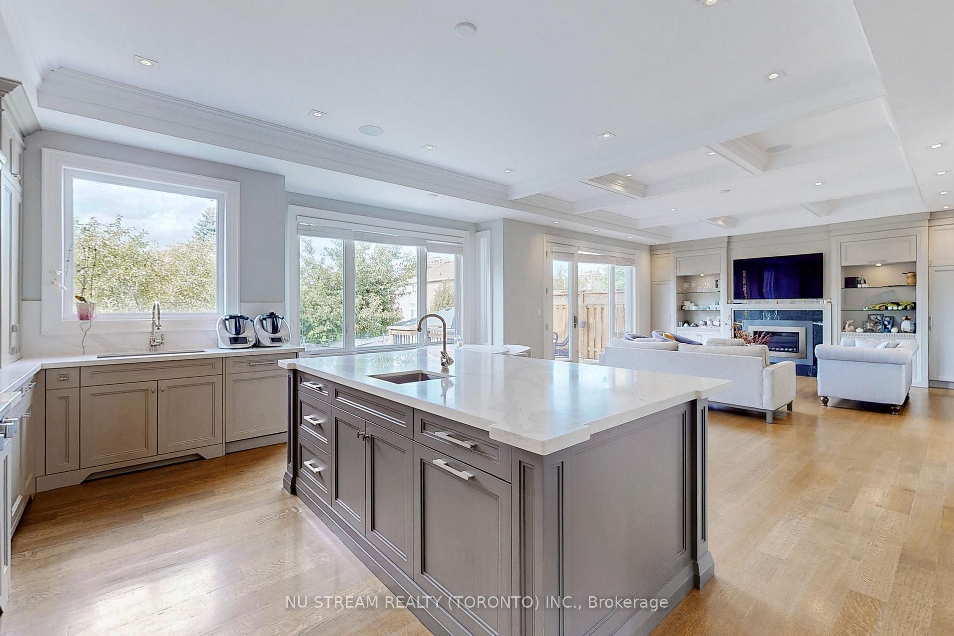 218 Pleasant Ave, Toronto, ON M2M1M5 | 4 Bedroom 7 Bathroom Detached House | Image 10