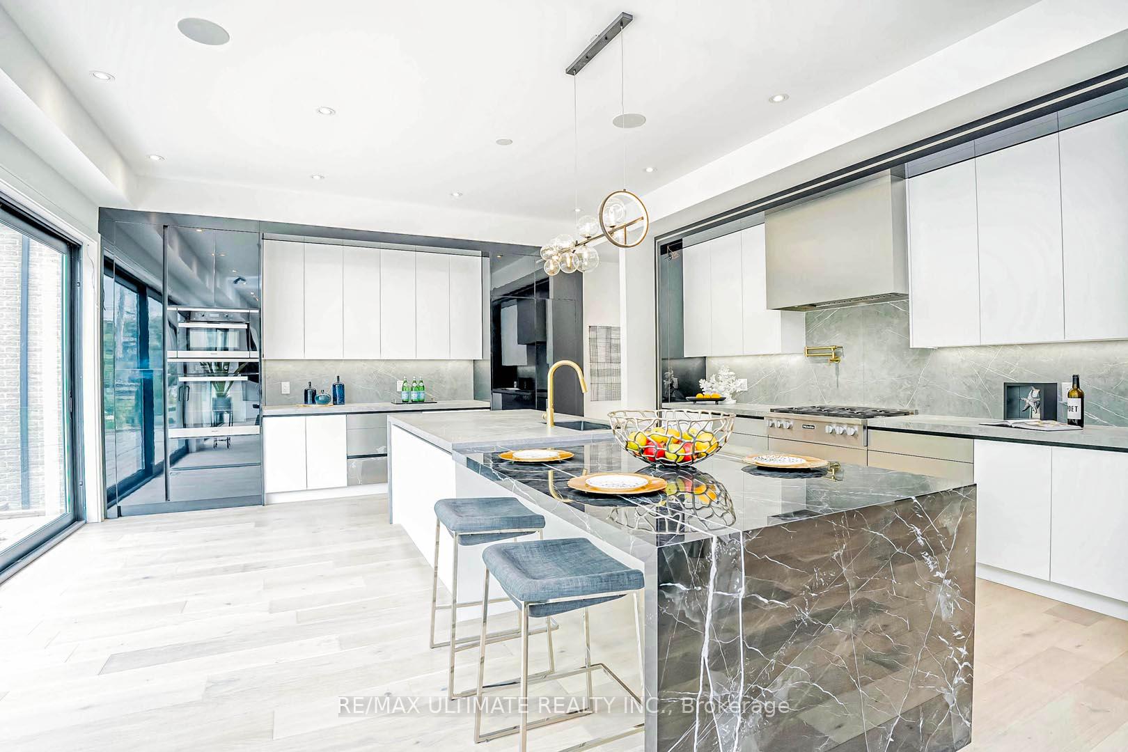 4 Burleigh Heights Dr, Toronto, ON M2K1Y7 | 4 Bedroom 6 Bathroom Detached House | Image 14