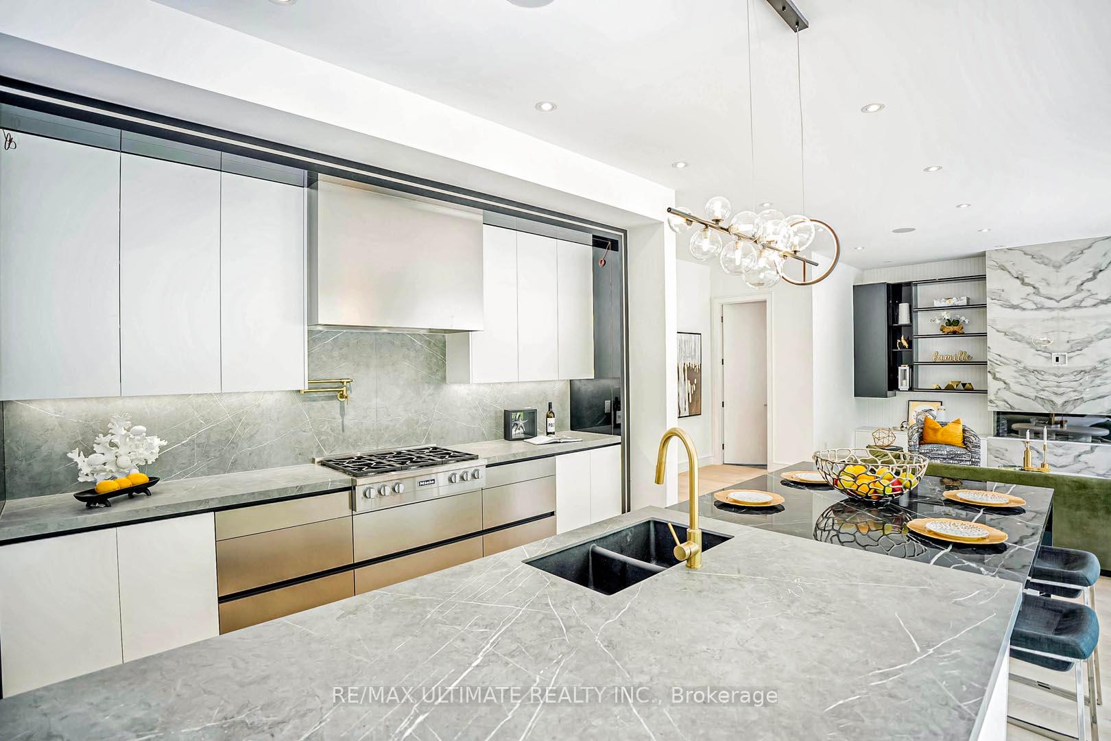 4 Burleigh Heights Dr, Toronto, ON M2K1Y7 | 4 Bedroom 6 Bathroom Detached House | Image 16