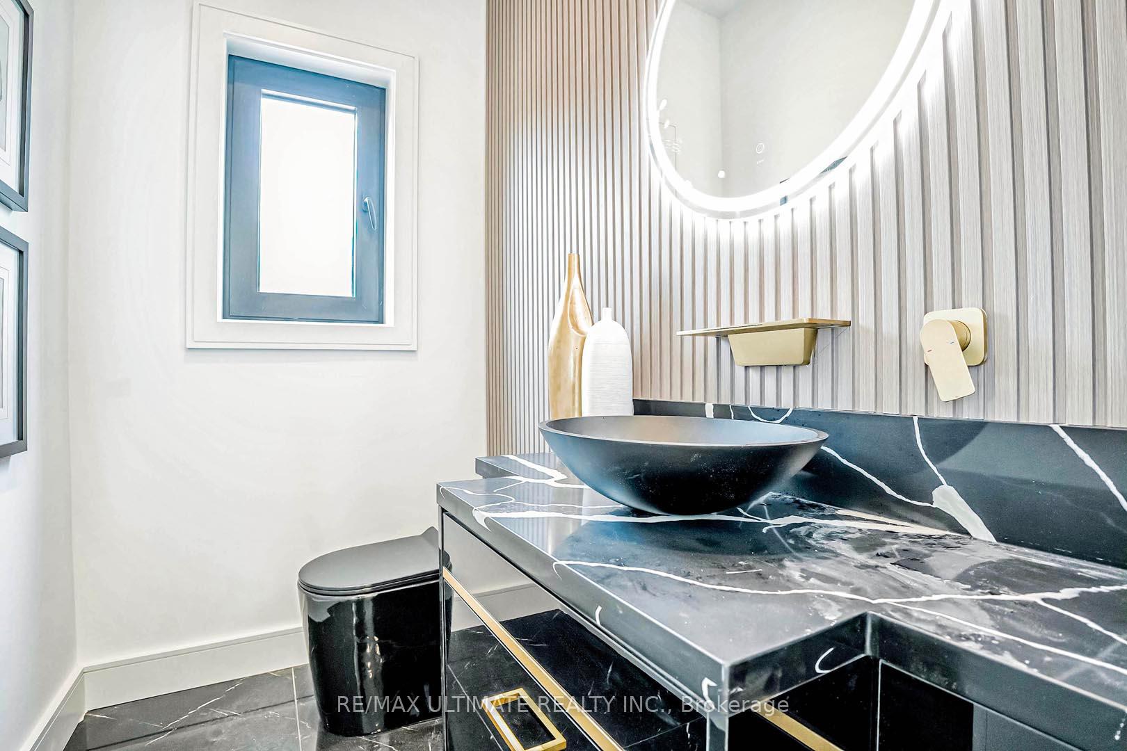 4 Burleigh Heights Dr, Toronto, ON M2K1Y7 | 4 Bedroom 6 Bathroom Detached House | Image 17