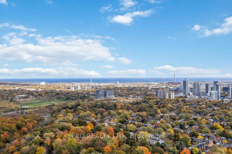 #4218 - 585 Bloor St E, Toronto, ON M4W0B3 | 3 Bedroom 2 Bathroom Condo Apt | Image 2