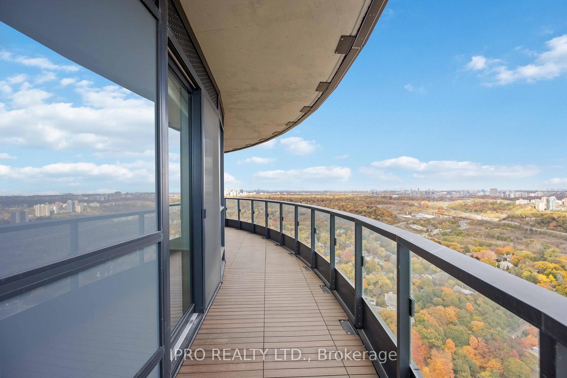 #4218 - 585 Bloor St E, Toronto, ON M4W0B3 | 3 Bedroom 2 Bathroom Condo Apt | Image 26