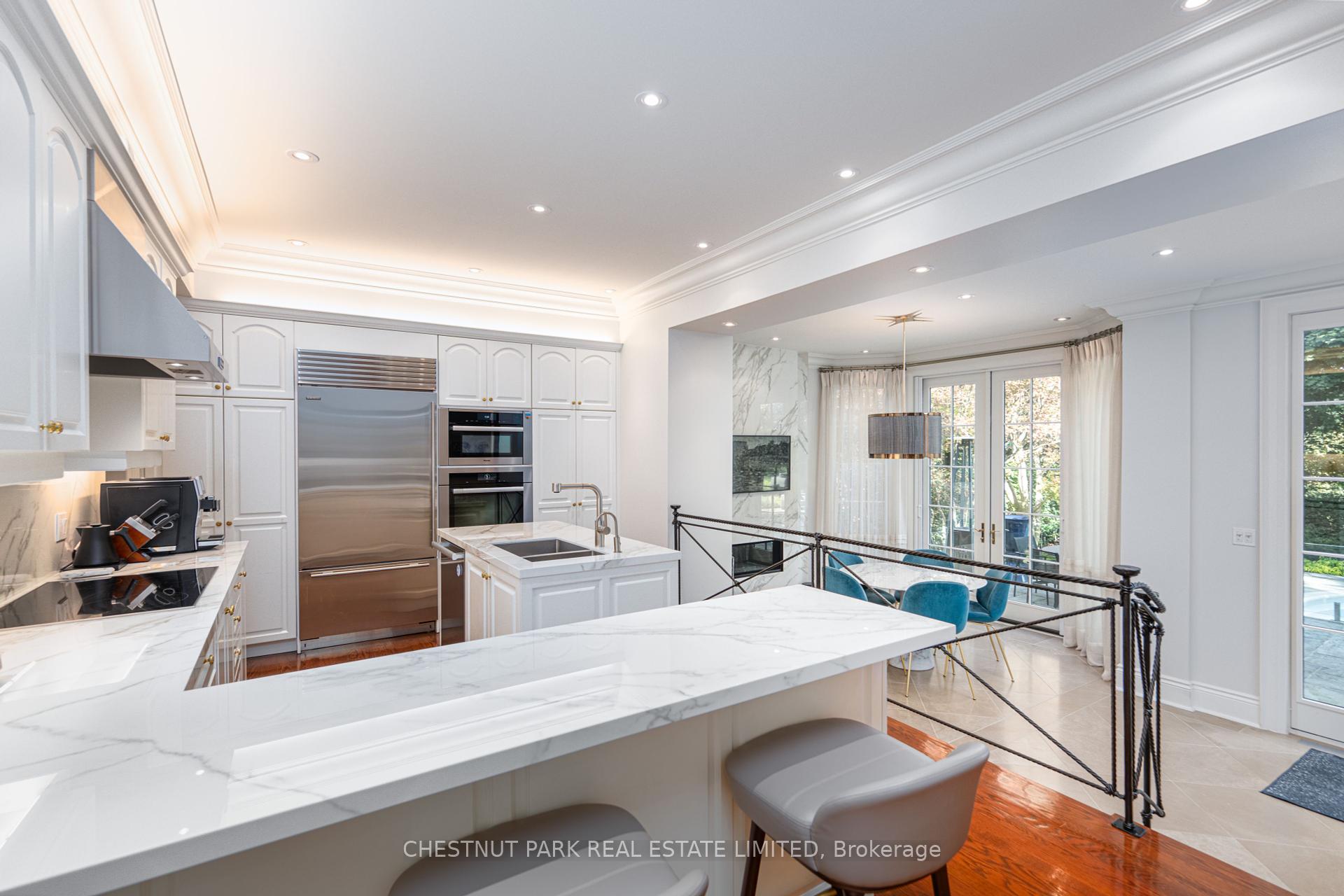 82 Chestnut Park Rd, Toronto, ON M4W2R3 | 4 Bedroom 6 Bathroom Detached House | Image 10