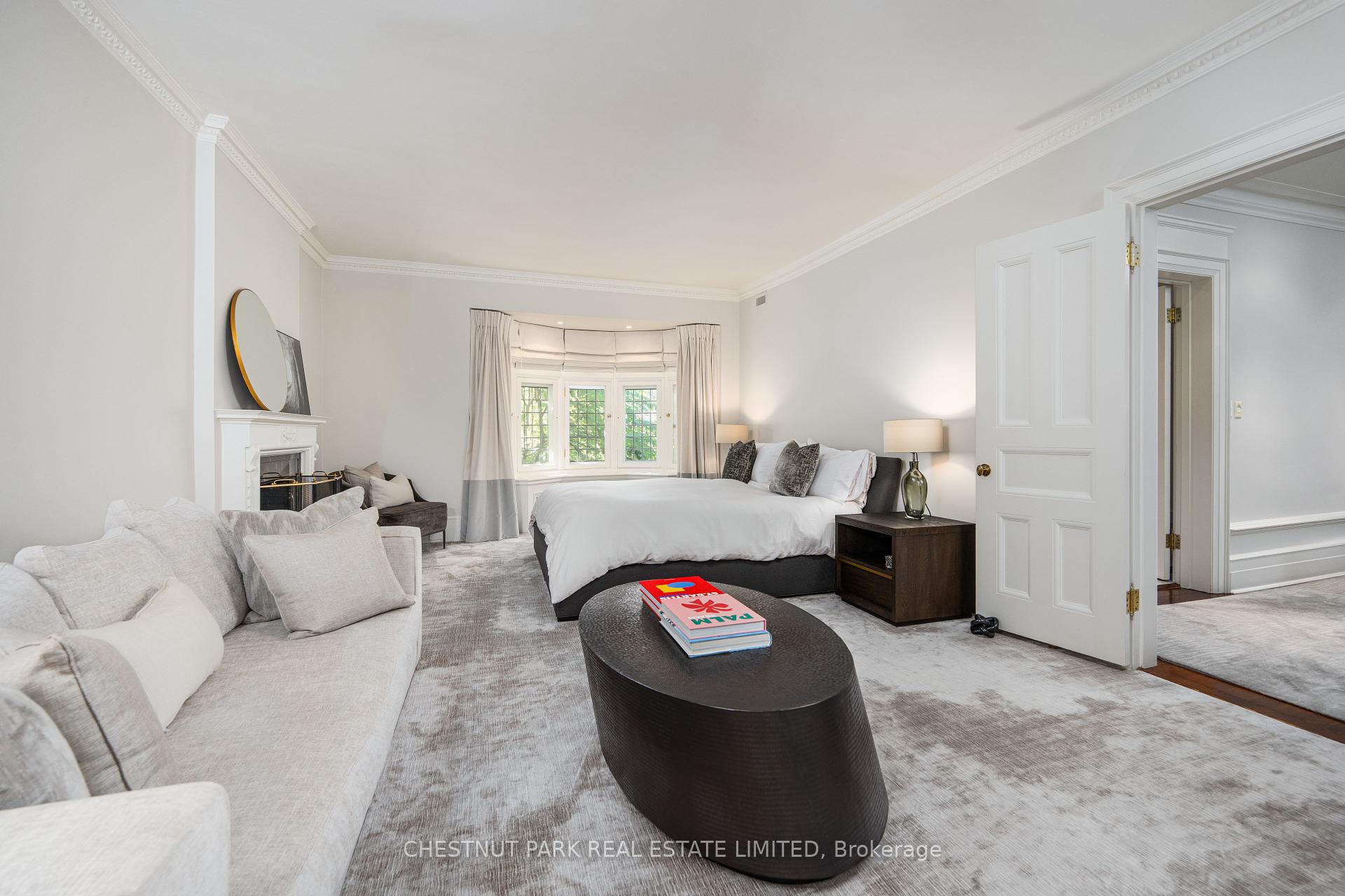 82 Chestnut Park Rd, Toronto, ON M4W2R3 | 4 Bedroom 6 Bathroom Detached House | Image 18