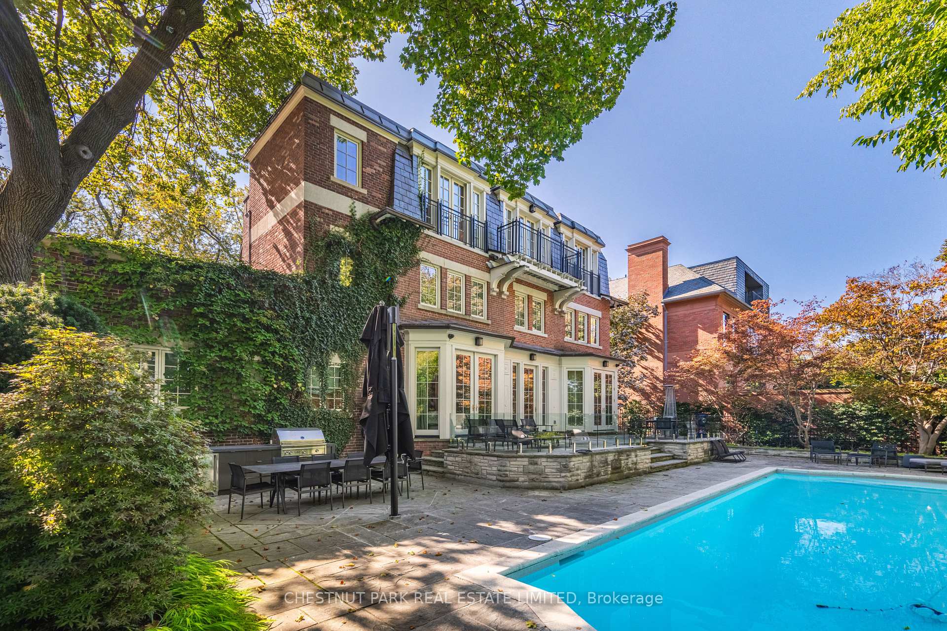 82 Chestnut Park Rd, Toronto, ON M4W2R3 | 4 Bedroom 6 Bathroom Detached House | Image 30