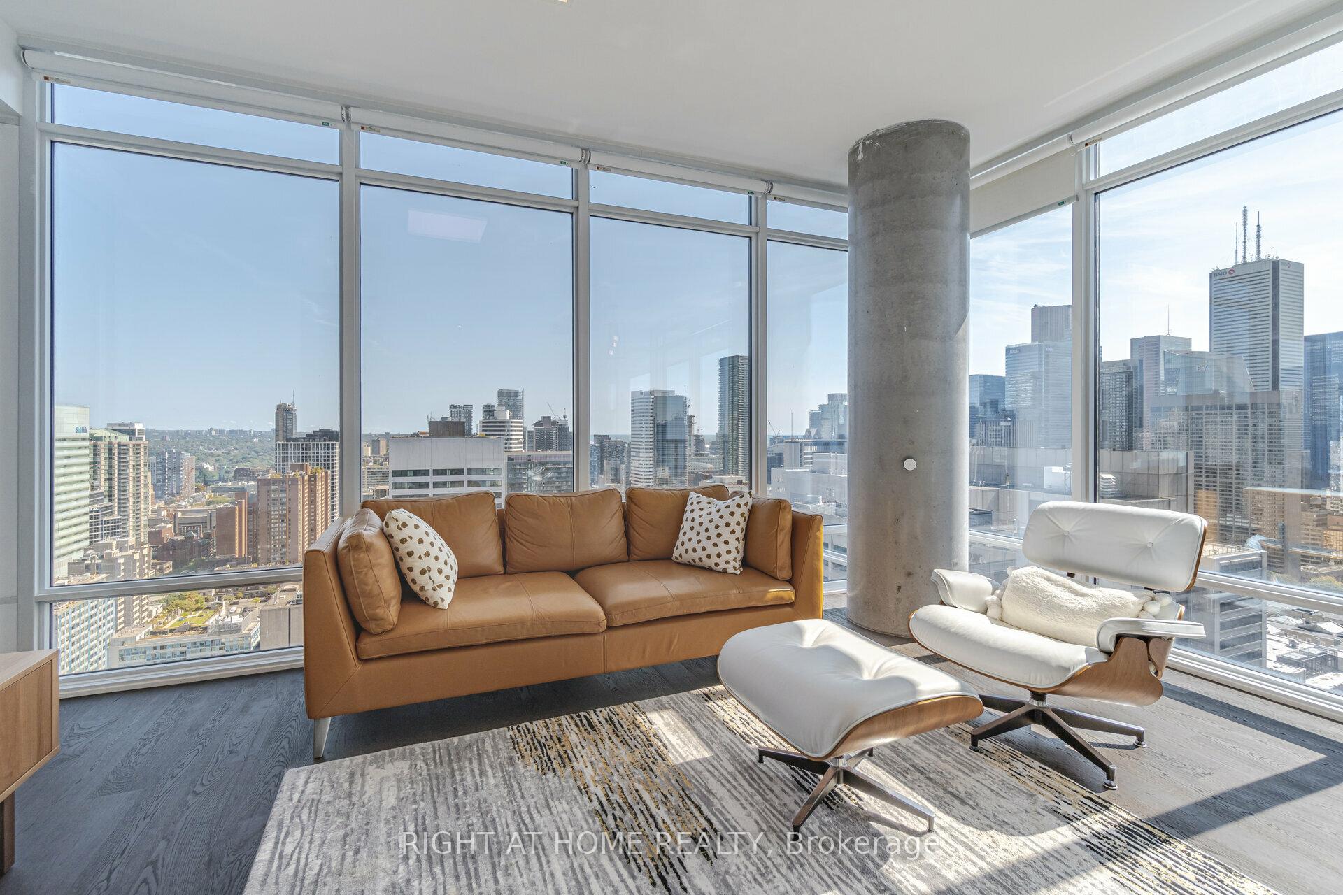 #2507 - 488 University Ave, Toronto, ON M5G0C1 | 2 Bedroom 2 Bathroom Condo Apt | Image 13