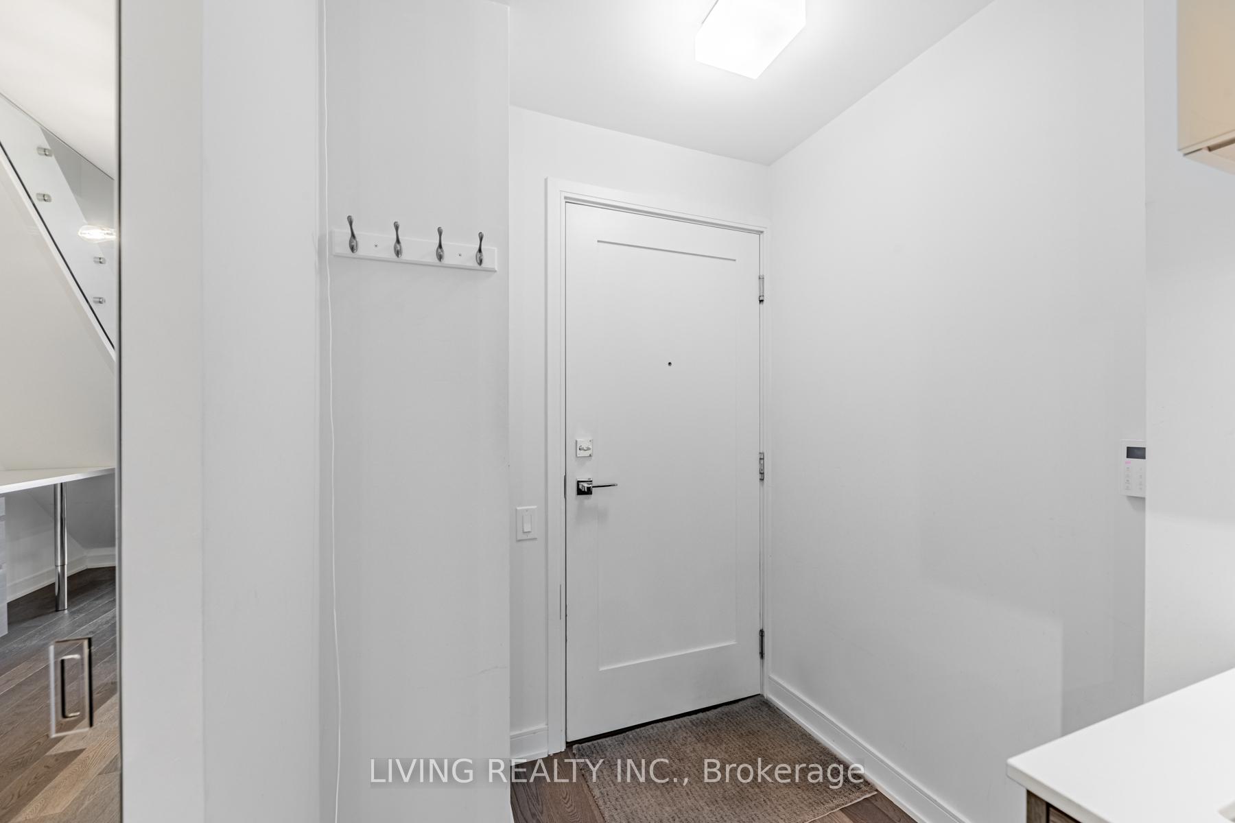 #523 - 57 St. Joseph St, Toronto, ON M5S0C5 | 2 Bedroom 2 Bathroom Condo Apt | Image 27