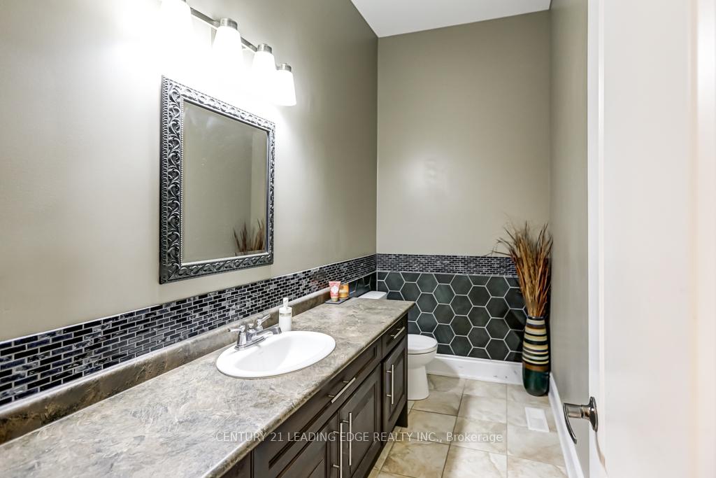 27 Devondale Ave, Toronto, ON M2R2C9 | 4 Bedroom 4 Bathroom Detached House | Image 20