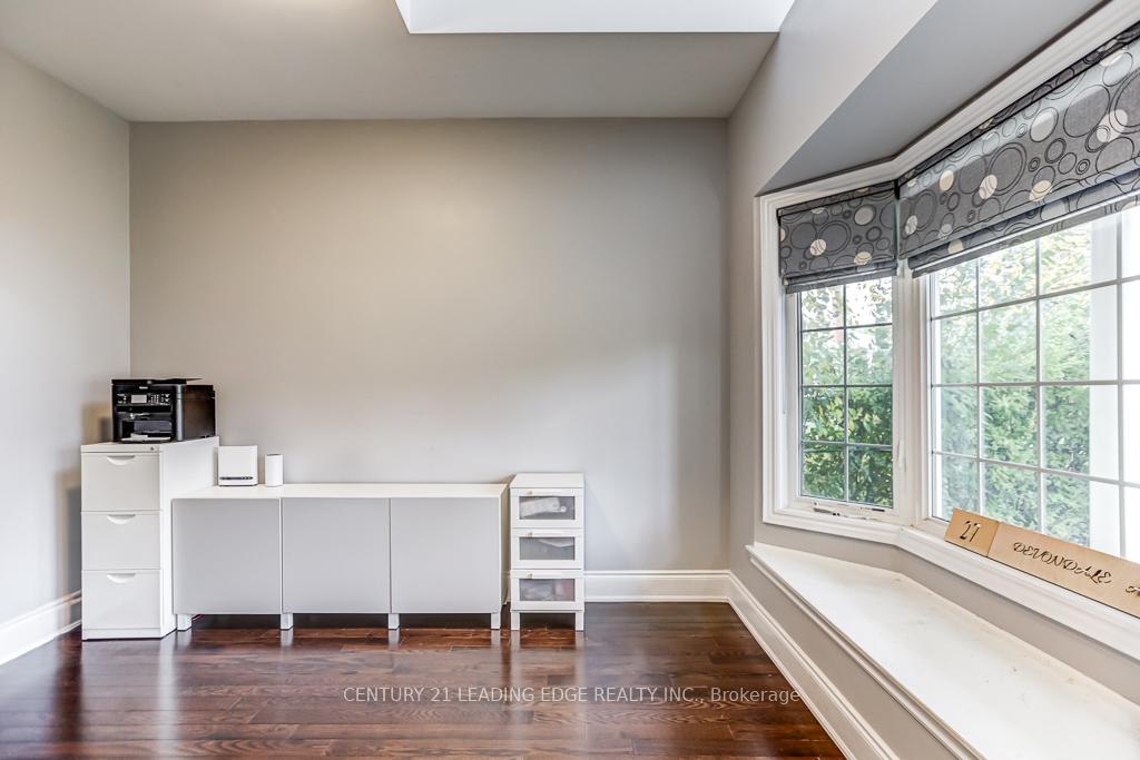 27 Devondale Ave, Toronto, ON M2R2C9 | 4 Bedroom 4 Bathroom Detached House | Image 3