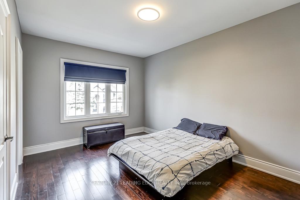 27 Devondale Ave, Toronto, ON M2R2C9 | 4 Bedroom 4 Bathroom Detached House | Image 33