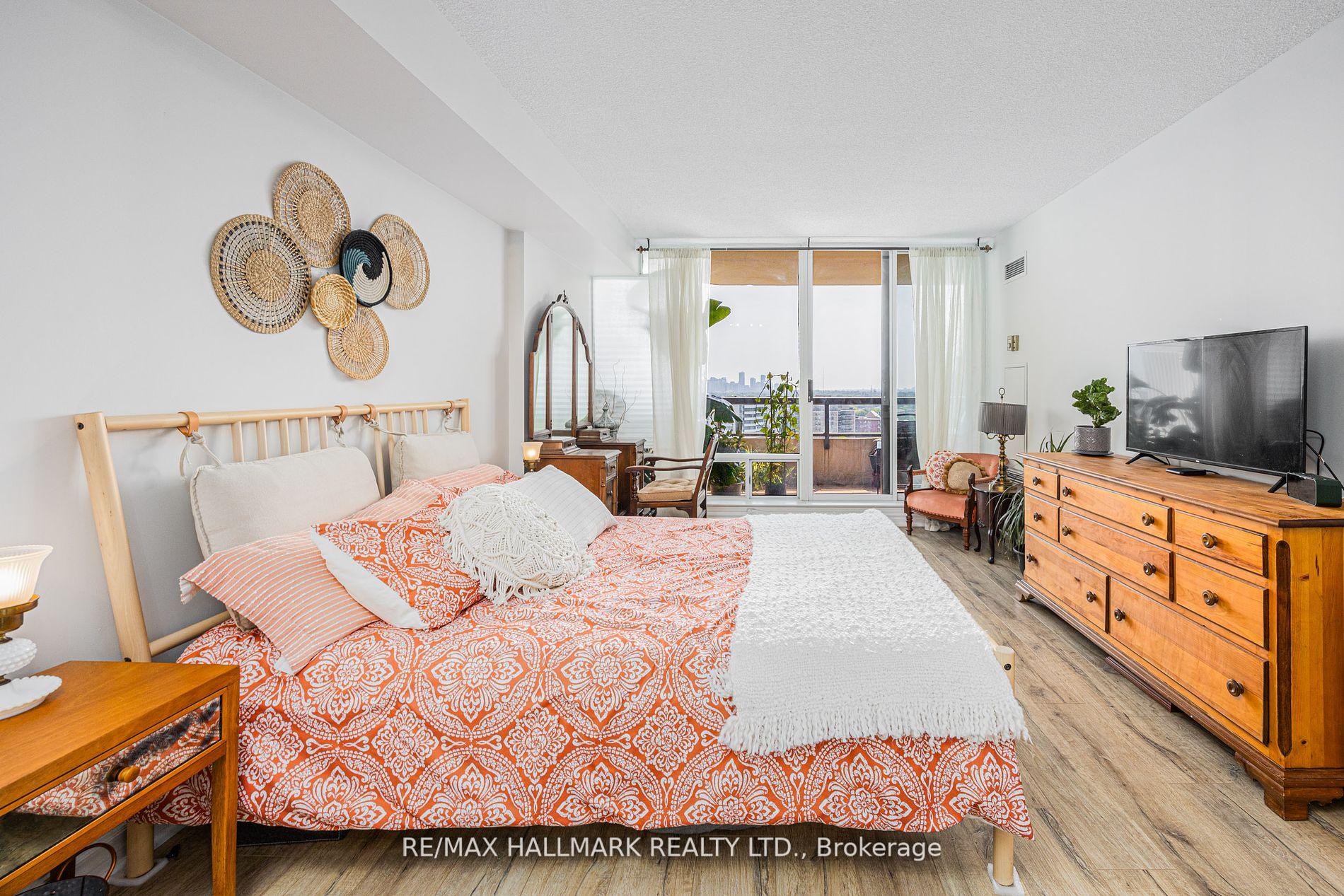 #Ph210 - 1101 Steeles Ave W, Toronto, ON M2R3W5 | 2 Bedroom 2 Bathroom Condo Apt | Image 17