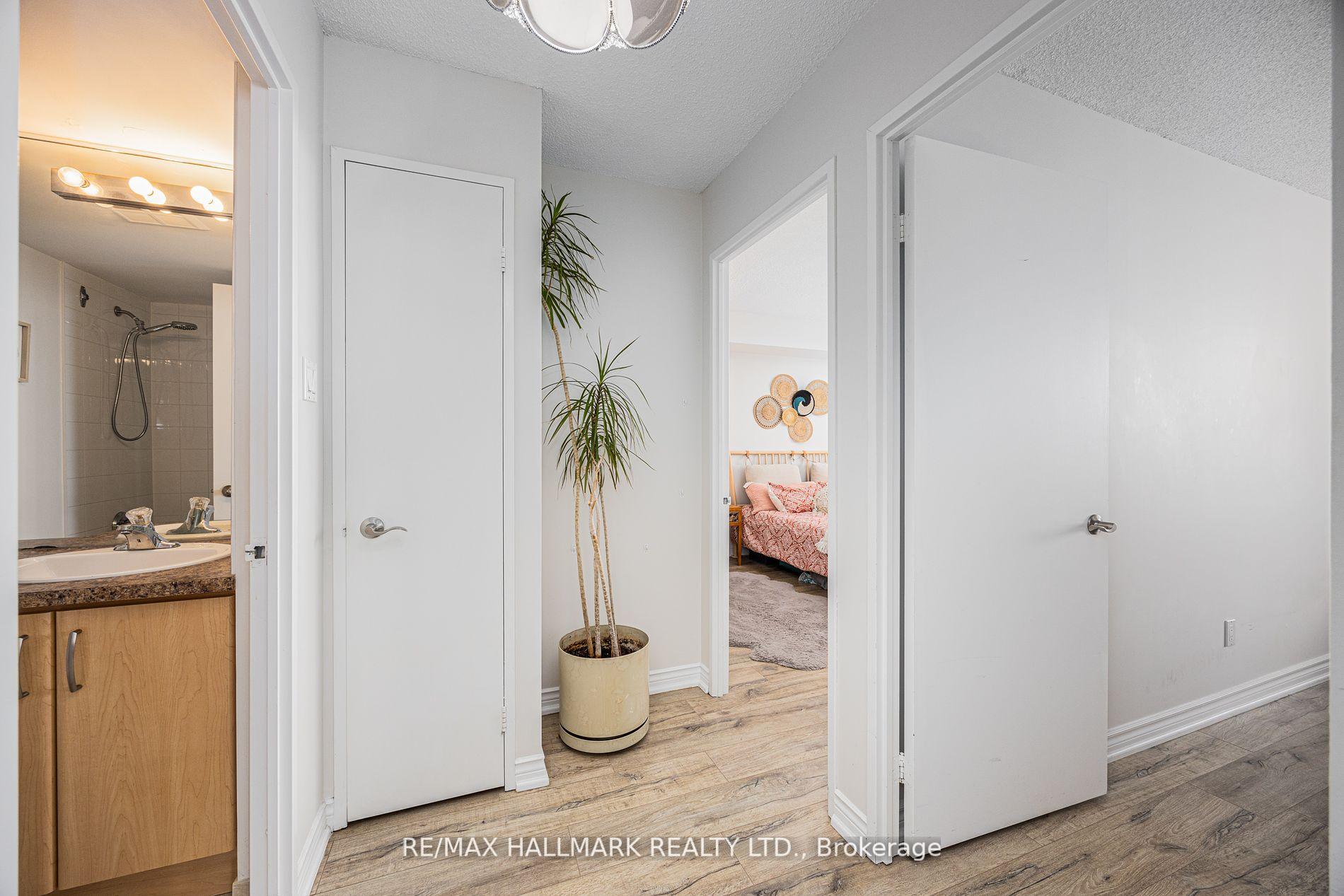 #Ph210 - 1101 Steeles Ave W, Toronto, ON M2R3W5 | 2 Bedroom 2 Bathroom Condo Apt | Image 23