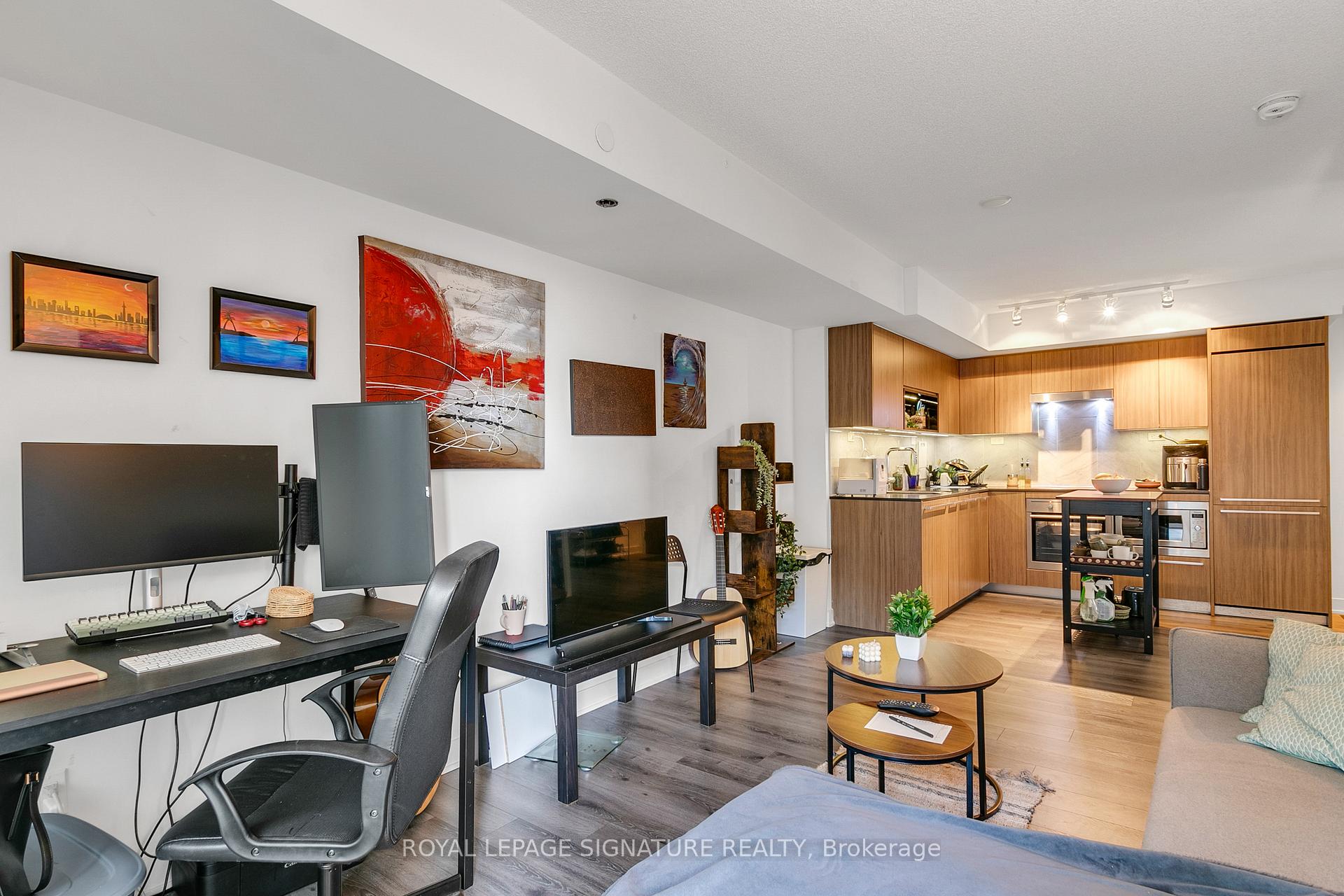 #807 - 70 Queens Wharf Rd, Toronto, ON M5V0J2 | 1 Bedroom 1 Bathroom Condo Apt | Image 8